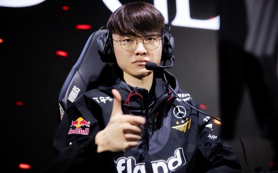 Team Vitality 签约 UNFAKE 和 Kovaci 加入 VALORANT 阵容