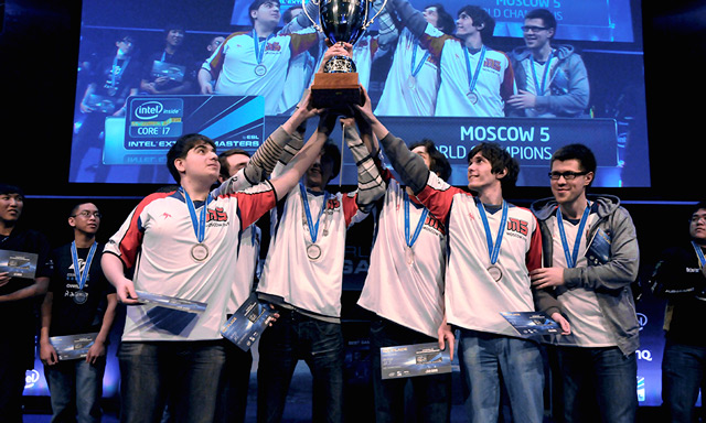 UP对阵TT第一局时长49分18秒刷新夏季赛时长记录