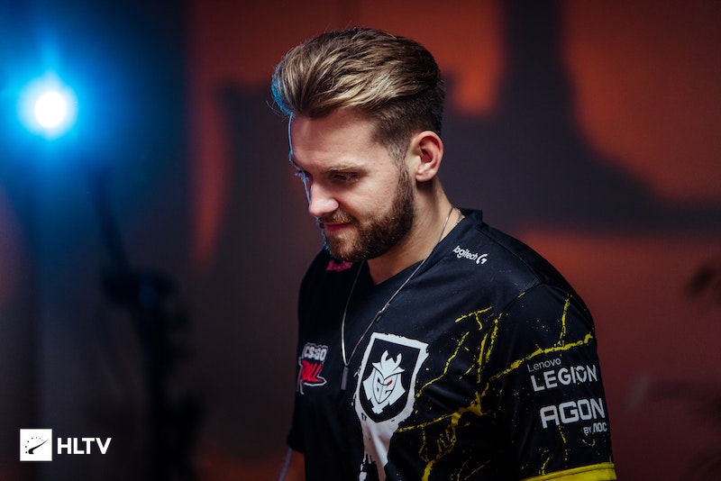 AJ天肥盖伦难偷家 XLB天命人翻江倒海 白云队逆转拿下姿态队